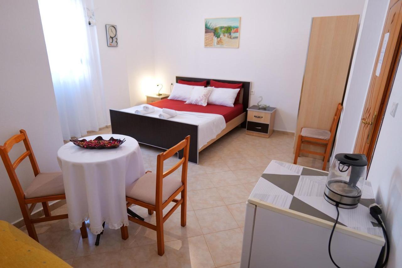Villa Seventh Heaven Sarande Exterior photo