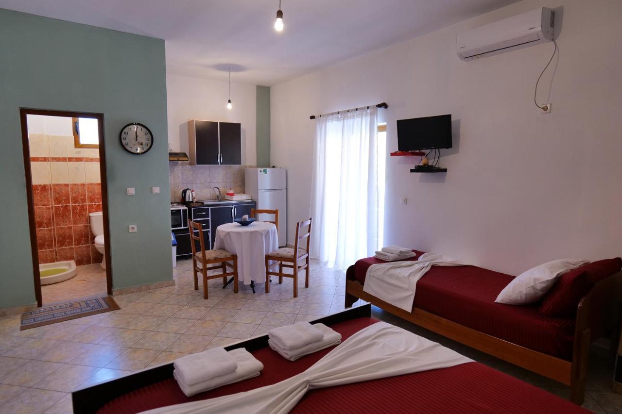 Villa Seventh Heaven Sarande Exterior photo